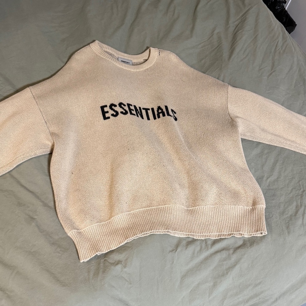 Essentials knit crew neck